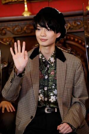 映え写真バトルで個性が炸裂！「原因は自分にある。」配信トーク＆ライブイベントレポ ート