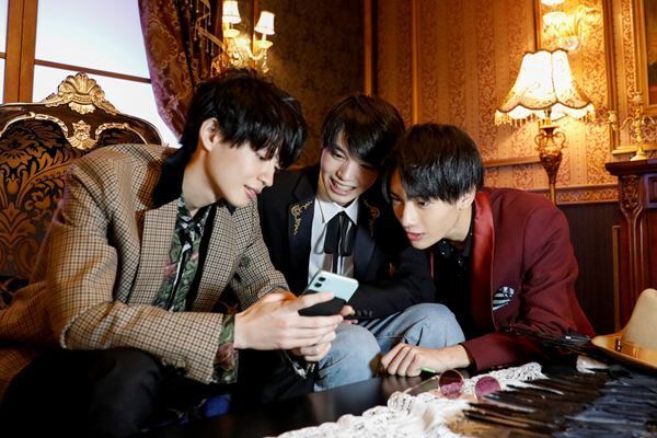 映え写真バトルで個性が炸裂！「原因は自分にある。」配信トーク＆ライブイベントレポ ート