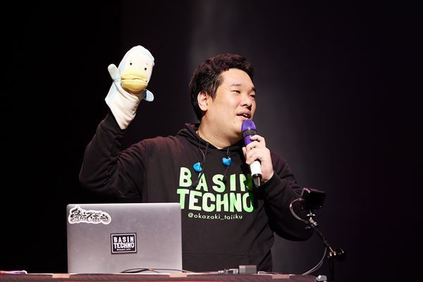 岡崎体育、全国Zeppツアー完走「必ず紅白歌合戦に出る。そしてアルバムを10万枚売ります。」