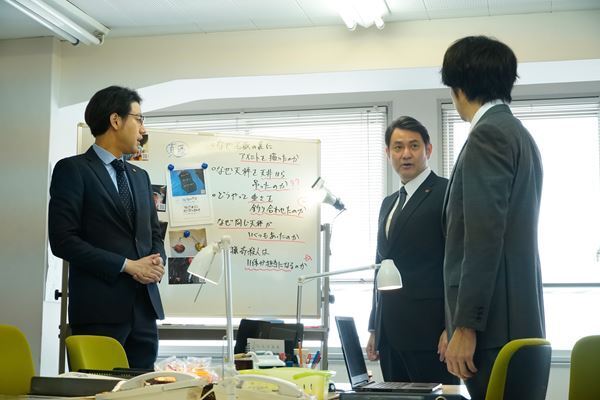 WOWOW「殺人分析班」シリーズの新主人公・鷹野。公安＆捜査一課の板挟みになっても貫く“らしさ”とは？