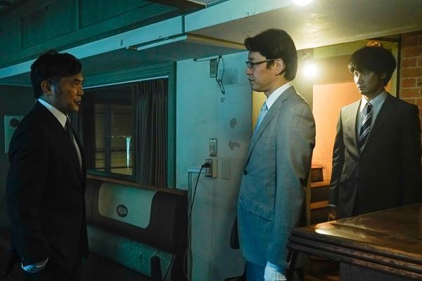 WOWOW「殺人分析班」シリーズの新主人公・鷹野。公安＆捜査一課の板挟みになっても貫く“らしさ”とは？