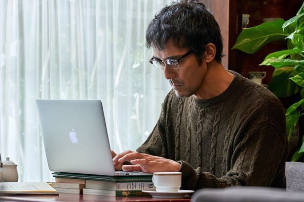 阿部寛「自分の内面に挑戦する作品」3年ぶりラブストーリーに意気込み　『すべて忘れてしまうから』9月配信決定