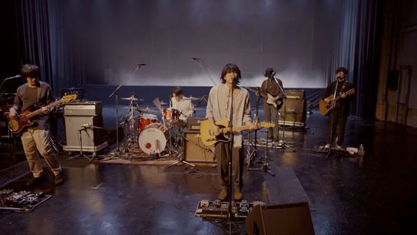 back number、TikTokライブで新曲「黄色」初パフォーマンス