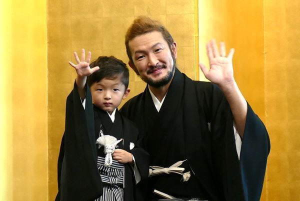 中村獅童の長男・小川陽喜くん、人生初の記者会見にも動じず　注目度の高さに獅童は「しゃくに障ります」