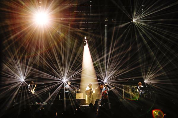 にしな、初ワンマンでみせた音楽への切実な覚悟「これから先も、どこまでも自由に」