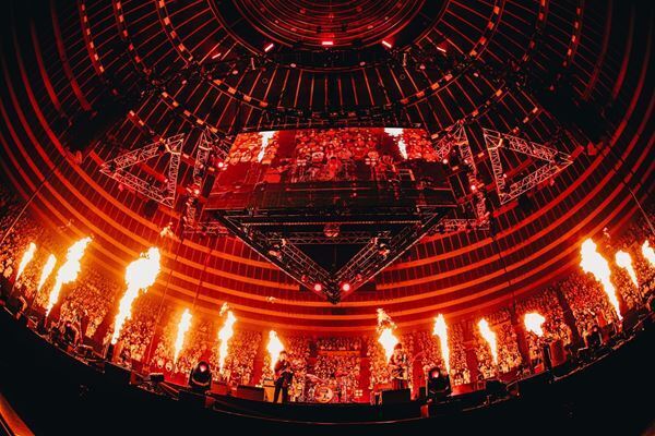 Saucy Dogが作り上げた多幸感あふれる空間、初のアリーナツアー大阪城ホール公演オフィシャルレポート
