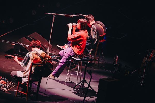 Saucy Dogが作り上げた多幸感あふれる空間、初のアリーナツアー大阪城ホール公演オフィシャルレポート