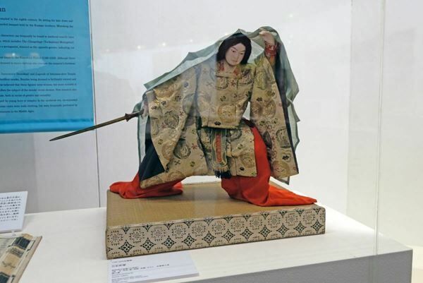 渋谷区立松濤美術館『装いの力―異性装の日本史』をレポート　各時代の異性装の様相をさまざまな表現から展観