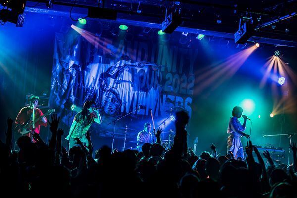 【ライブレポート】3年ぶりのWiennersツーマンイベント　切磋琢磨、相乗効果で最高沸点となったリキッドファイナル公演