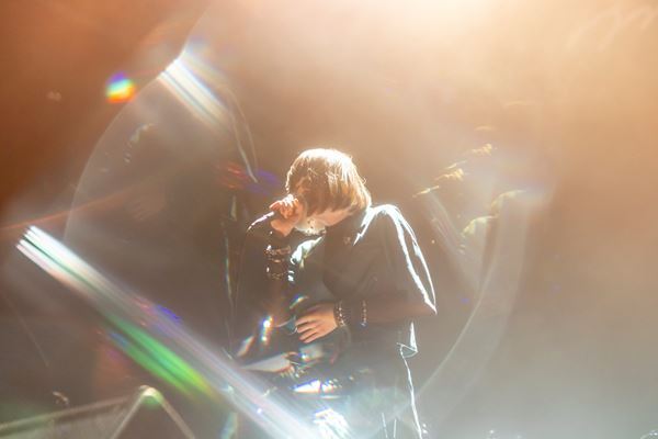 majikoが東名阪ツアーに向けた“書”も披露！　ニューアルバム発売記念ライブを開催