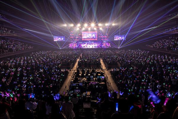 超特急 1年4カ月ぶりの有観客ライブレポート「いつかこのペンライトのように光あふれる日々を」