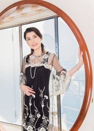 一路真輝 × 愛加あゆ『エニシング・ゴーズ』母娘対談 ハーコート夫人&ホープは「すごくポテンシャルの高い親子」