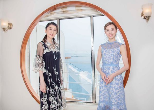 一路真輝 × 愛加あゆ『エニシング・ゴーズ』母娘対談 ハーコート夫人&ホープは「すごくポテンシャルの高い親子」