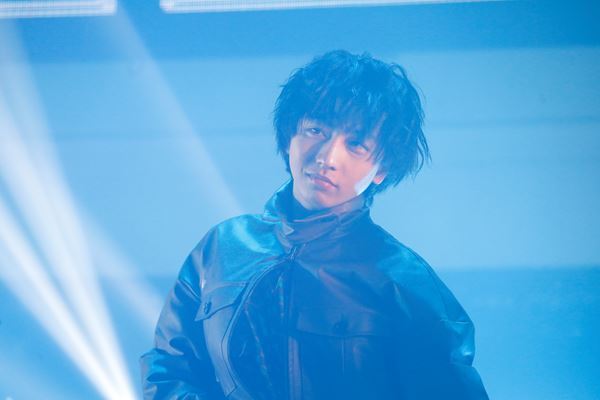 更なる成長と挑戦を見せつけた圧巻のステージ「原因は自分にある。」配信ライブレポート