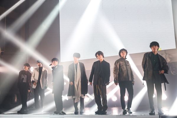 更なる成長と挑戦を見せつけた圧巻のステージ「原因は自分にある。」配信ライブレポート