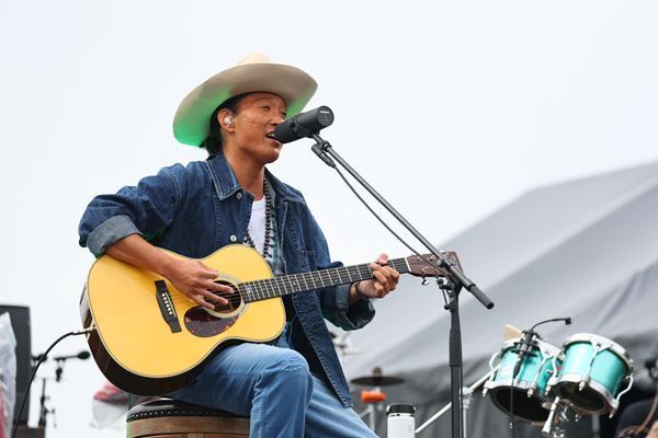 平井 大、3年ぶりにビーチフェス開催「足りなかったものはビーチでみんなと音楽を楽しむこの感覚」