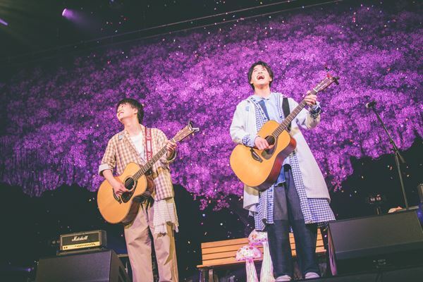 20歳になった「さくらしめじ」がお芝居と歌で魅せた有観客ライブ「会えなかった時間が僕たちの歌を深いものにしてくれた」