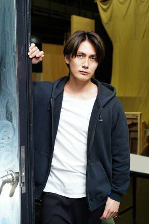 加藤和樹×水田航生 尊敬し合う関係のふたりが挑む、愛憎劇『冬のライオン』稽古場インタビュー