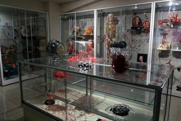 奈良美智、塩田千春ら総勢100組が参加　「あいち2022」展示の模様をダイジェストで紹介　