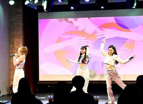 LDH発のガールズユニット・iScream、1stアルバム発売記念イベント開催「5年後までにドームツアーをしたい」