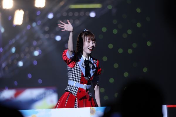 NGT48、単独＆荻野由佳卒業コンサート『私をアイドルにしてくれてありがとう』ライブレポート