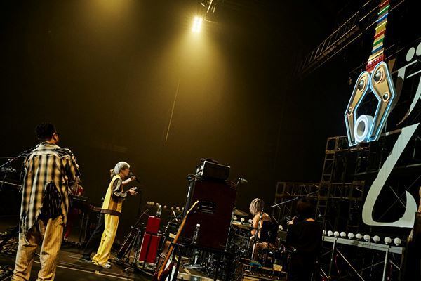 ゲスの極み乙女。結成10周年記念公演『解体』で改名を発表