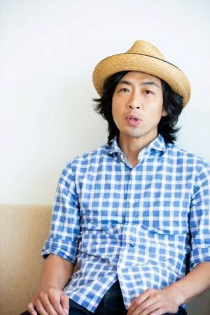 【インタビュー】SCOOBIE DOは、ガレージの枠からもロックバンドの枠からもハミ出ている。それこそが自分たち