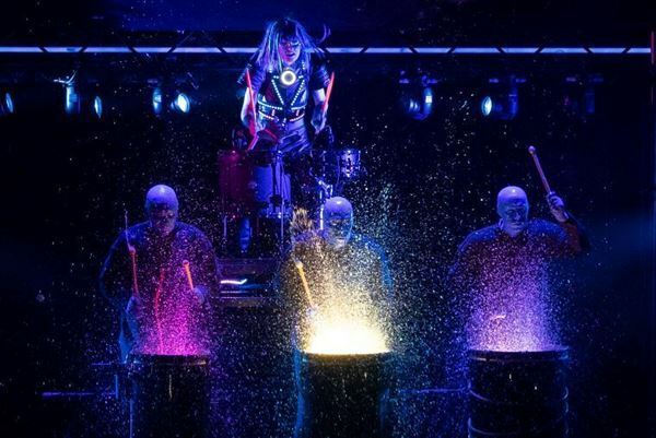 約3年ぶりとなる『ブルーマンワールドツアー IN JAPAN 2022』東京公演開幕