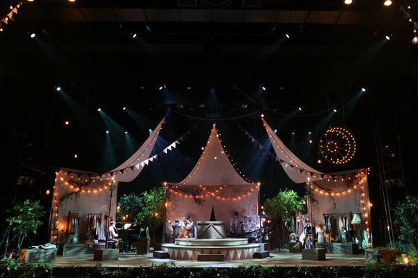 演劇の原点に立ち返るかのようなミュージカル『ファンタスティックス』【観劇レポート】