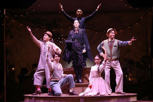 演劇の原点に立ち返るかのようなミュージカル『ファンタスティックス』【観劇レポート】