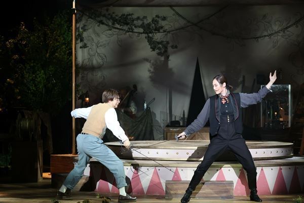 演劇の原点に立ち返るかのようなミュージカル『ファンタスティックス』【観劇レポート】