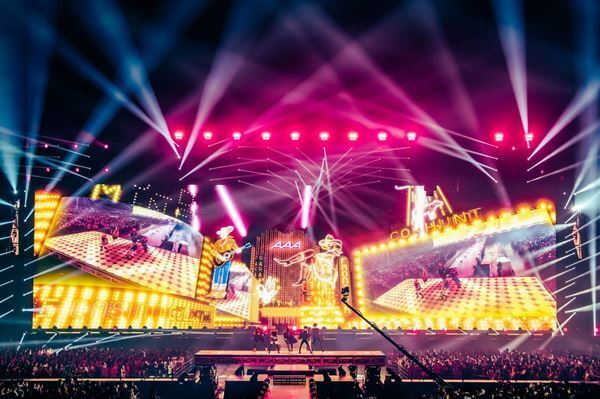 AAA、1年越し開催の6大ドームツアー完走　西島隆弘「15年と1年、愛してくれてありがとう」