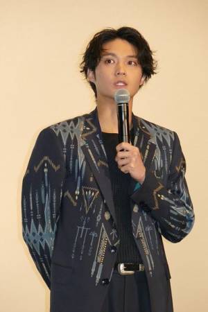 有村架純「30歳とても楽しみ」　主演作『前科者』舞台挨拶で29歳誕生日をサプライズ祝福