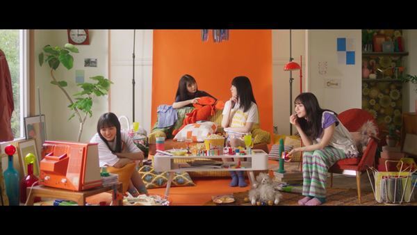 乃木坂46、賀喜遥香が10パターンの衣装を着こなす「好きというのはロックだぜ！」MV公開