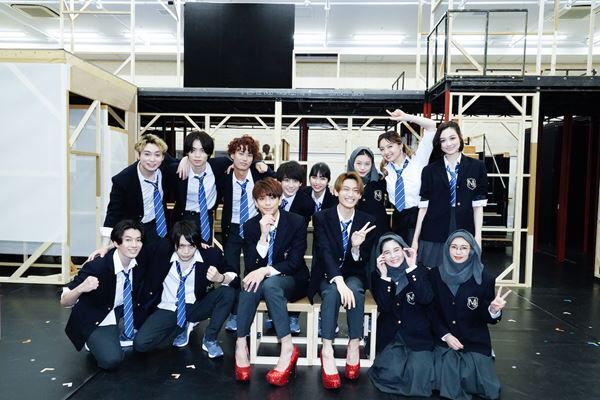 森崎ウィン、高橋颯ら出演の噂のミュージカル『ジェイミー』稽古場をのぞき見！