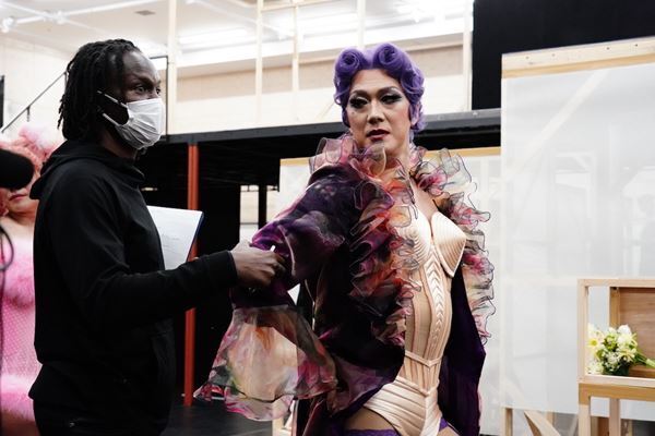 森崎ウィン、高橋颯ら出演の噂のミュージカル『ジェイミー』稽古場をのぞき見！