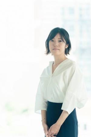 YOASOBIと直木賞作家4名がコラボ、「はじめて」がモチーフの書き下ろし小説を楽曲に