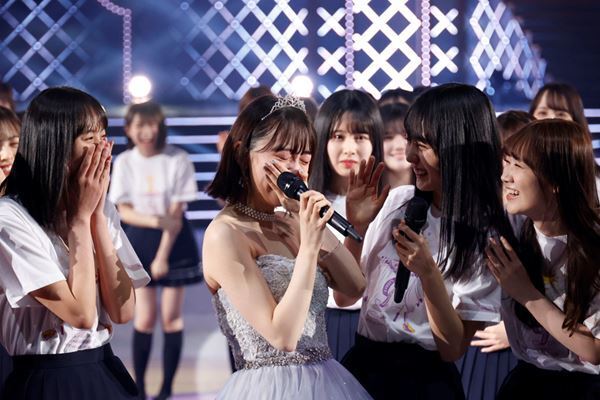堀未央奈、8年間を振り返り涙　絆で支え合ってきた乃木坂46 2期生でのラストステージ