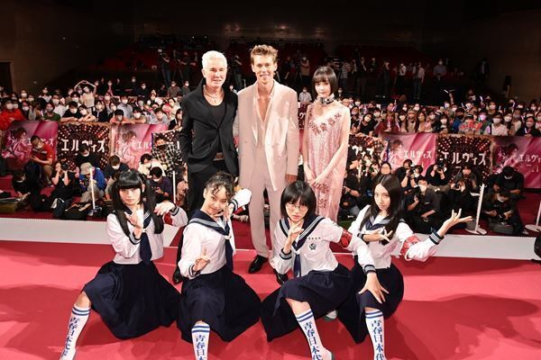 オースティン・バトラー＆バズ・ラーマン監督、待望の来日　『エルヴィス』ワールドツアーフィナーレイベントをレポート