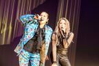 「音楽の力で大阪を元気に」大阪城ホールで倖田來未とAIのコラボや豪華メンバーがコブクロ「桜」合唱