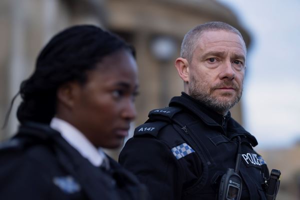 スタッフ陣がマーティン・フリーマンを絶賛　『レスポンダー 夜に堕ちた警官』舞台裏映像＆メイキング写真解禁