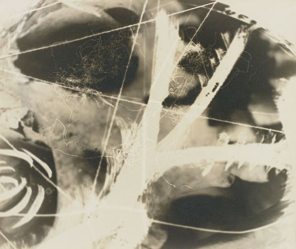 シュルレアリスムに触発され誕生した「前衛写真」の本質に迫る『アヴァンガルド勃興　近代日本の前衛写真』