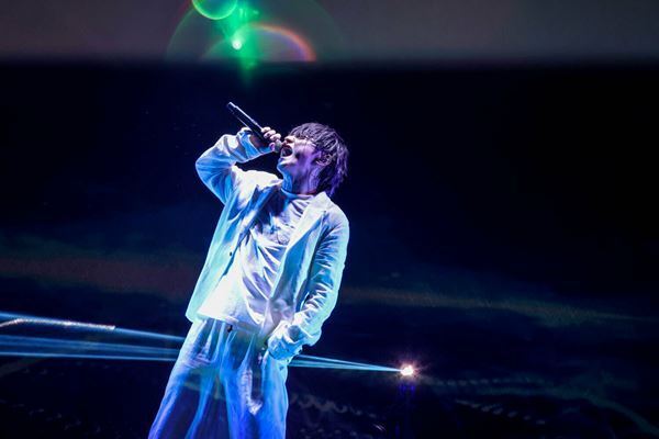 SKY-HI、全国9都市を回るツアー『SKY-HI HALL TOUR 2022 -超・八面六臂-』がロームシアター京都にて開幕