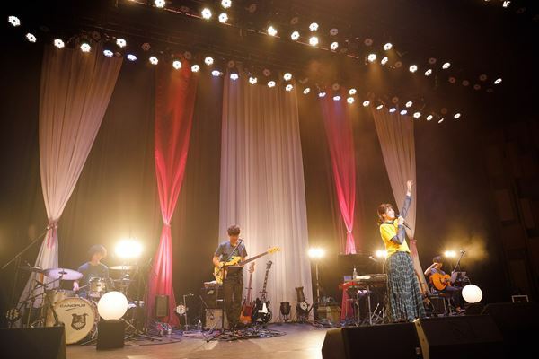 駒形友梨、3年振りとなった2ndワンマンライブで全17曲を熱唱　夏にはプラネタリウムイベントも決定