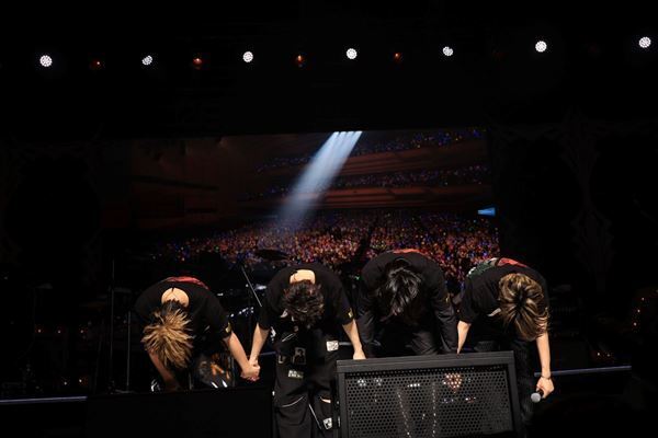 DISH//結成10周年記念3DAYS、最終日あいみょんと「猫」で競演　10周年プロジェクト「再青」発表