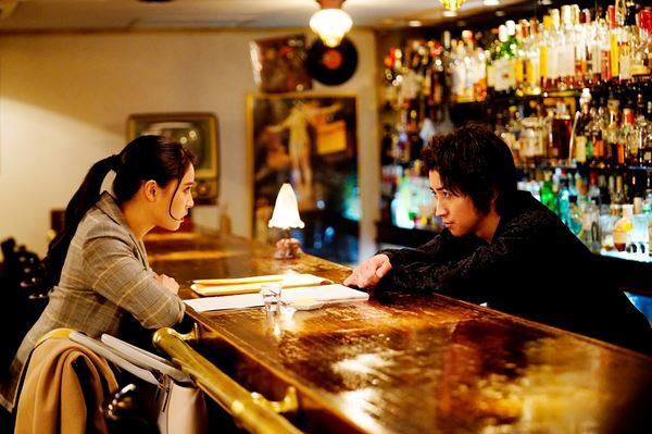 藤原竜也が演じる天才作家「僕はいつの日か天才と呼ばれなくなりました（笑）」