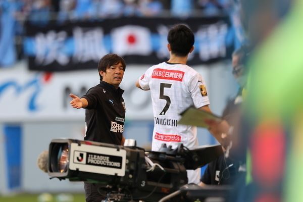 スコアレスドローに垣間見えた川崎Fの強さ、退場にも数的不利にも慌てず騒がず怯まず！