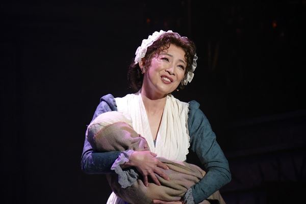 悪魔と契約した天才ヴァイオリニストの運命は？　ミュージカル『CROSS ROAD』ついに開幕　中川晃教、水江建太らが躍動