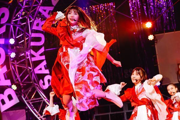 櫻坂46、2022年開幕ライブ『BACKS LIVE!!』オフィシャルレポート「BACKSのイメージ変えられたら」