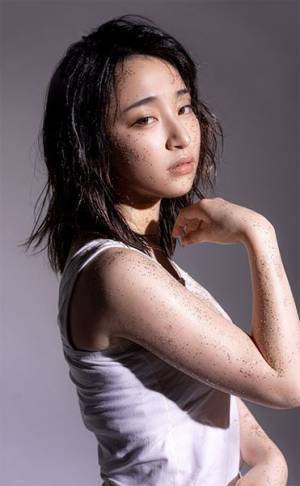 中山優馬主演、エン＊ゲキシリーズ最新作『砂の城』開幕　初日取材会より舞台写真＆コメントが到着